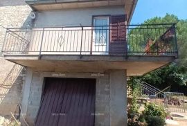 Kuća Na prodaju stara kamena kuća, 200 m2, blizu Svetog Lovreča, Višnjan, Σπίτι