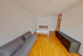 Jednosoban stan sa baštom 34m2+12m2, Istočno Sarajevo, Istočno Novo Sarajevo, Appartement