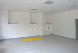 Višenamjenski poslovni prostor 203m2, Travnik, Travnik, Gewerbeimmobilie