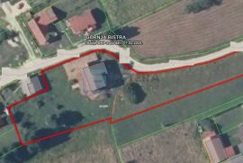 Kuća 440 m2 PRODAJA Oborovo Bistransko, okućnica 3622 m2, Bistra, Famiglia