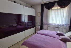 Kuća PRODAJA Ivanec Bistranski 350 m2, 2 kata, Zaprešić - Okolica, Famiglia