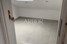 Jadranovo, novouređeni apartman, 45 m², Crikvenica, Flat