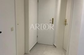 Jadranovo, novouređeni apartman, 45 m², Crikvenica, Flat