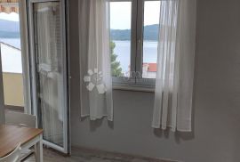 ŽABORIĆ- PREDIVNA APARTMANSKA KUĆA S POGLEDOM NA MORE, Šibenik - Okolica, Σπίτι