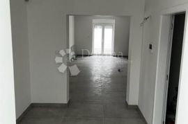 Apartman 115m2 prvi red do mora Selce-Crikvenica, Crikvenica, Appartement