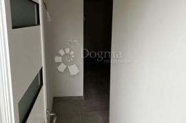 Selce-Crikvenica Prilika! Apartman prvi red do mora 71m2, Crikvenica, شقة