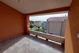 Maisonette Apartment Seawiew, Rab, شقة