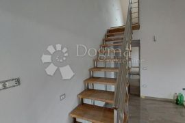 Maisonette Apartment Seawiew, Rab, شقة