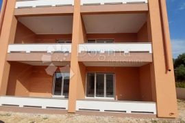 Maisonette Apartment Seawiew, Rab, شقة