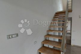 Maisonette Apartment Seawiew, Rab, شقة