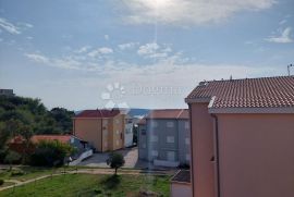 Predivni apartman na 1 katu u novogradnji, Rab, Appartment