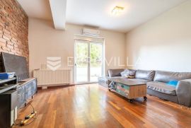 Zagreb, Bijenik peterosoban stan NKP 112 m2 + VPM, Zagreb, Flat