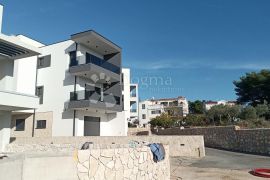 BRODARICA KOD ŠIBENIKA DVOSOBNI APARTMAN U PRIZEMLJU APP 2, Šibenik - Okolica, Διαμέρισμα