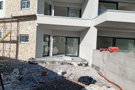 BRODARICA KOD ŠIBENIKA DVOSOBNI APARTMAN U PRIZEMLJU APP 2, Šibenik - Okolica, Daire