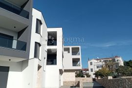 BRODARICA KOD ŠIBENIKA DVOSOBNI APARTMAN U PRIZEMLJU APP 2, Šibenik - Okolica, Διαμέρισμα