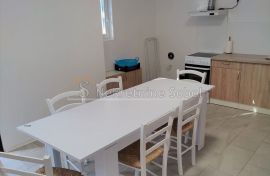 Nerezine, Otok Lošinj - Kuća, 80 m2, Mali Lošinj, Haus