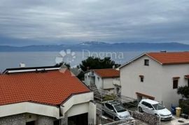 OTOK KRK - KUĆA SA 6 APARTMANA, Omišalj, Casa