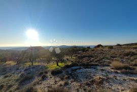 ROGOZNICA - GRAĐEVINSKO ZEMLJIŠTE, Rogoznica, Tierra