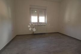 STAN U NOVOGRADNJI 3S+DB SA GARAŽOM!, Rijeka, Flat