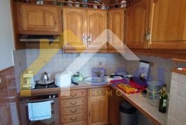 Prostrana obiteljska kuća u Jastrebarskom - 350m2, Jastrebarsko, Casa