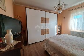 OPATIJA, KASTAV - Vila/kuća, 260 m2 s pogledom, na parceli od 1600 m2, Kastav, Kuća