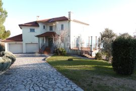 OPATIJA, POBRI - villa /kuća trokatnica- samostojeća 505m² + 1240m2 okoliš, Opatija - Okolica, Haus