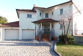 OPATIJA, POBRI - villa /kuća trokatnica- samostojeća 505m² + 1240m2 okoliš, Opatija - Okolica, Haus