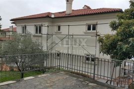 OPATIJA, POBRI - villa /kuća trokatnica- samostojeća 505m² + 1240m2 okoliš, Opatija - Okolica, Haus