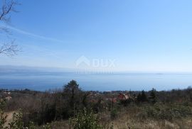 OPATIJA, LOVRAN - građevinski teren cca 4981 m2, cca 3500 m2 je građevinsko +cca 1400m2 zeleni pojas za obiteljsku kuću / stambenu zgradu - stanove, Lovran, Terreno