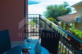 OPATIJA, VOLOSKO - luksuzna vila 550m2 s panoramskim pogledom na more + okoliš 400m2, Opatija, Maison