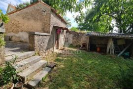 Labin, okolica, tradicionalna istarska kamena kuća, Labin, Дом