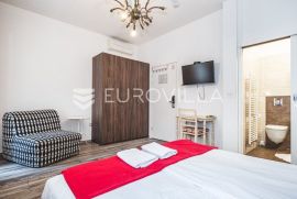 Zagreb, Donji Grad, peterosoban stan / turistički objekt 100 m2, Zagreb, Appartment