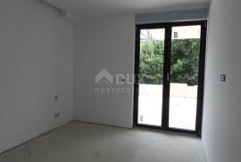 OPATIJA, LOVRAN - STAN J1 - 64,5m2 PRIZEMLJE + BAZEN I OKOLIŠ (247,5m2 BRUTTO - 129m2 NETO), Lovran, Flat