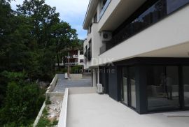 OPATIJA, LOVRAN - STAN J1 - 64,5m2 PRIZEMLJE + BAZEN I OKOLIŠ (247,5m2 BRUTTO - 129m2 NETO), Lovran, Flat