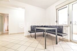 Zagreb, Špansko, trosoban stan NKP 93,51 m2, terasa, parking, Zagreb, Wohnung