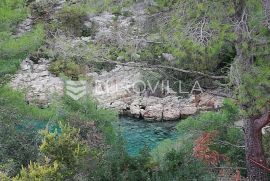 Korčula, atraktivno građevinsko zemljište površine 2371 m2, Vela Luka, Terrain