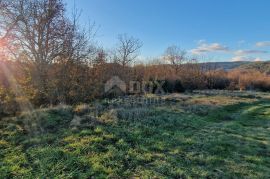 ISTRA, PAZIN - Kuća s velikim zemljištem sportske, građevinske i poljoprivredne namjene s pano pogledom, Pazin - Okolica, Σπίτι