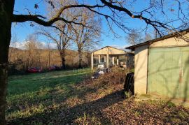 ISTRA, PAZIN - Kuća s velikim zemljištem sportske, građevinske i poljoprivredne namjene s pano pogledom, Pazin - Okolica, Σπίτι