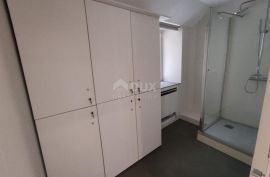 RIJEKA, CENTAR- uređen poslovni prostor 108m2 u prizemlju, Rijeka, Gewerbeimmobilie