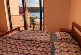 OTOK RAB, PALIT - Apartmanska kuća 30 m od mora, Rab, House