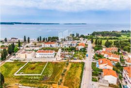 Fažana, građevinska parcela na korak do mora, Fažana, Terreno