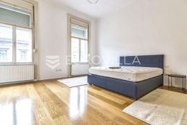 Baruna Trenka luksuzan četverosoban stan 175m2, Zagreb, Flat