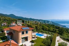 Lovran, Opatija, vila s bazenom, okućnicom, jedinstvena lokacija, Lovran, بيت