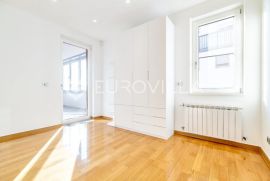 Zagreb, Srebrnjak, luksuzan peterosoban stan NKP 162 m2, Zagreb, Apartamento