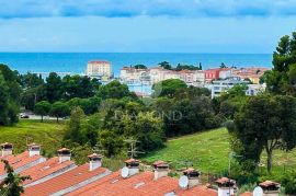 Poreč, prostrani stan sa pogledom na more!, Poreč, Stan