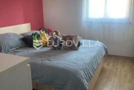 Istra, Rovinj, funkcionalan dvosoban stan NKP 53,75 m2 na super lokaciji, Rovinj, Appartement