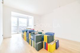 Zagreb, Gračani trosoban stan 159 m2, parking, Zagreb, Appartement