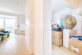 Zagreb, Gračani trosoban stan 159 m2, parking, Zagreb, Appartement