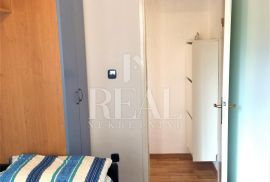 Pula-Centar stan + odvojeni studio apartman 130m2!, Pula, Apartamento