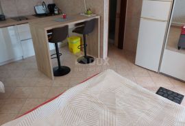 KOSTRENA, SVETA LUCIJA - garsonjera/studio apartman za dugoročni najam, Kostrena, Flat